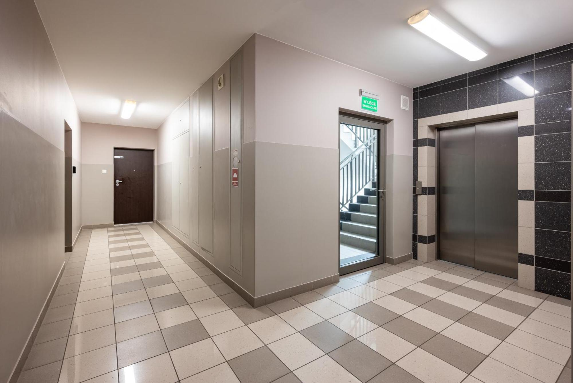 Aleja Krakowska Comfy Apartment Warsawa Bagian luar foto